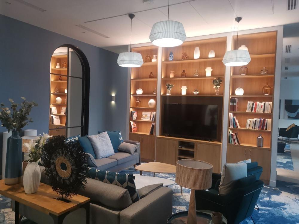 salon arches bleu